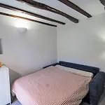 בית נופש La Casetta By Interhome