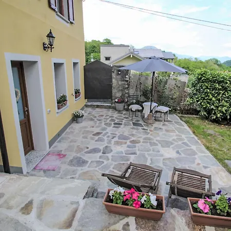 Ferienhaus La Casetta By Interhome